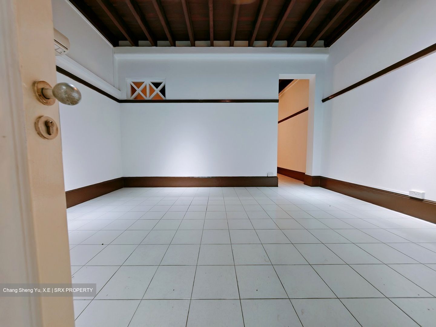 MAY ROAD (D12), Detached #444549501